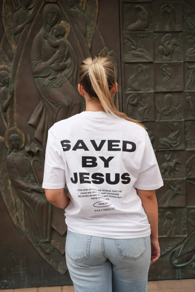 Saved By Jesus Oversize Unisex majica – Bijela